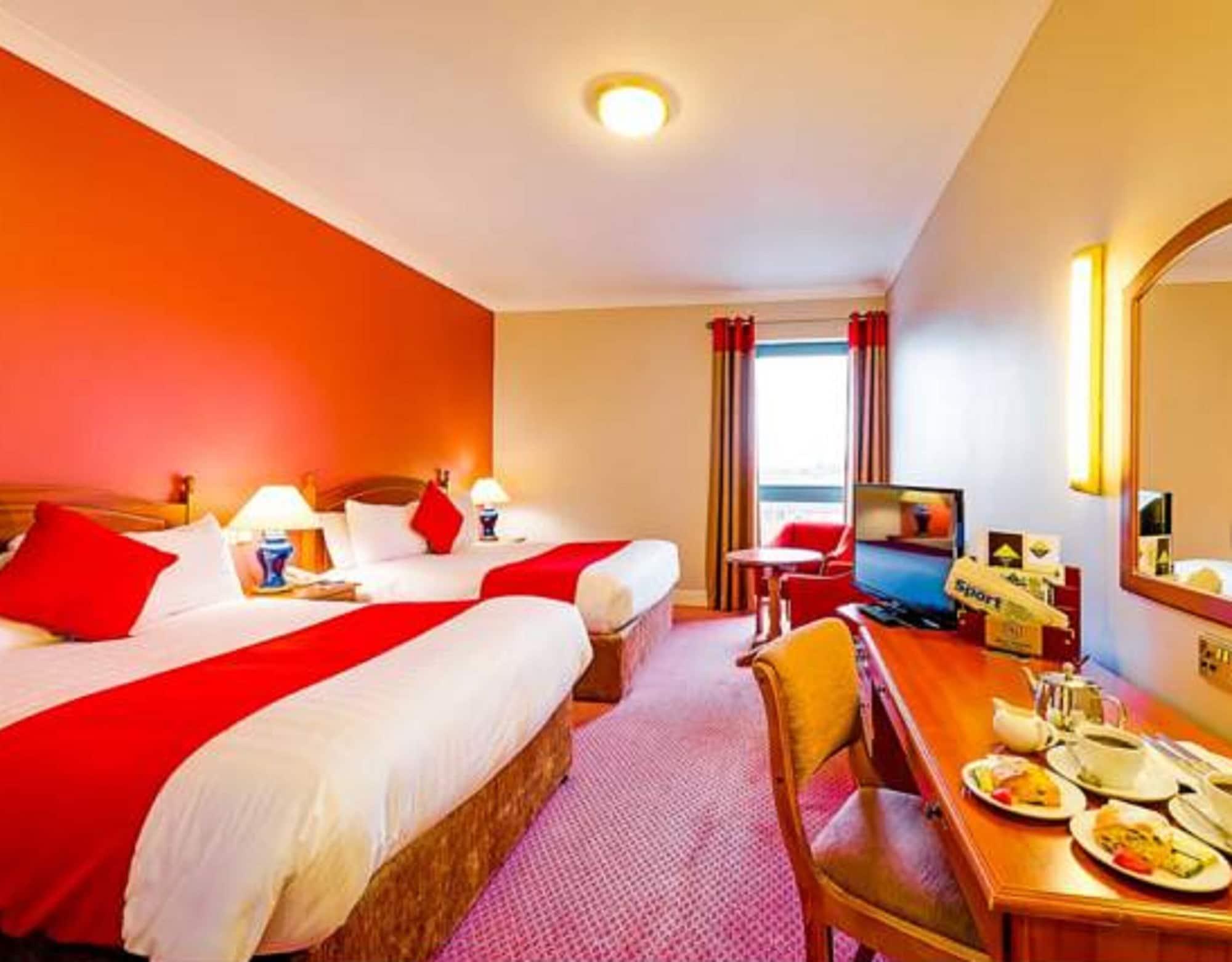 Great National South Court Hotel Лимерик Экстерьер фото