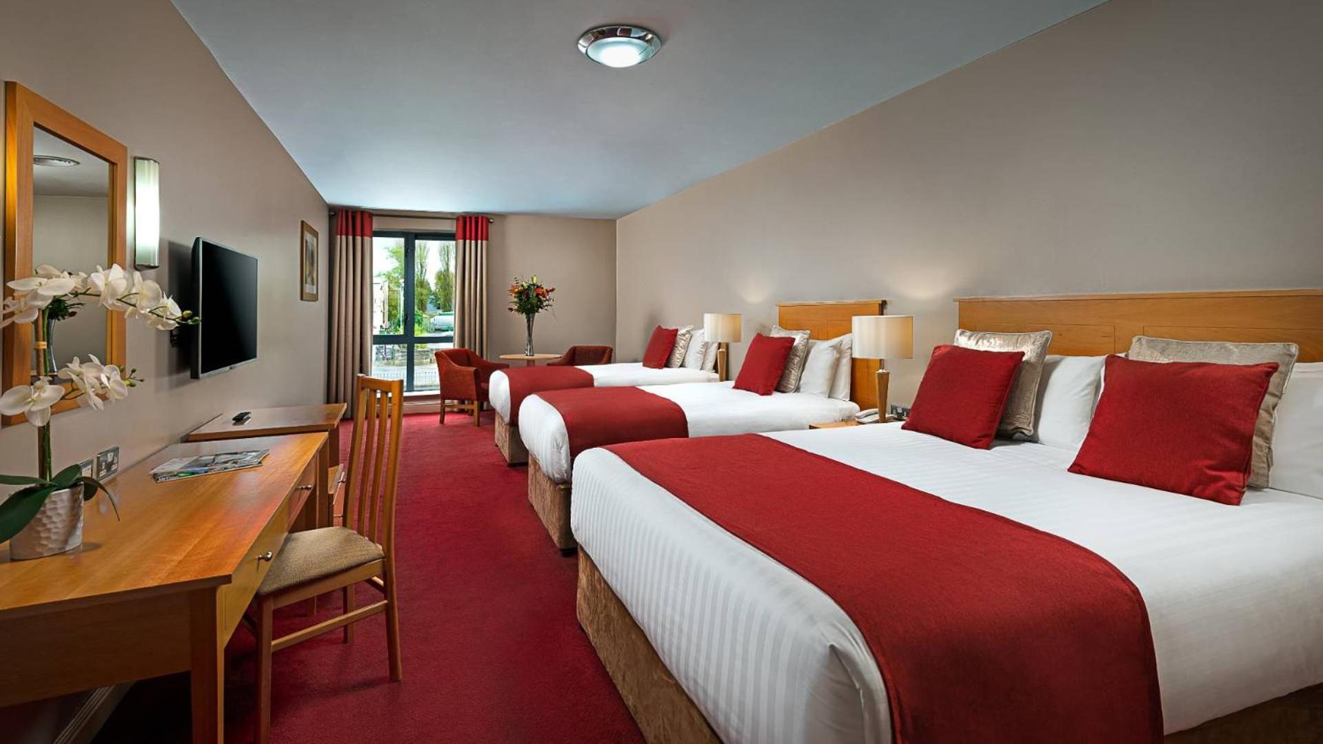 Great National South Court Hotel Лимерик Экстерьер фото