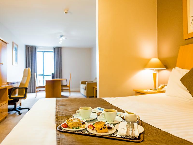 Great National South Court Hotel Лимерик Экстерьер фото